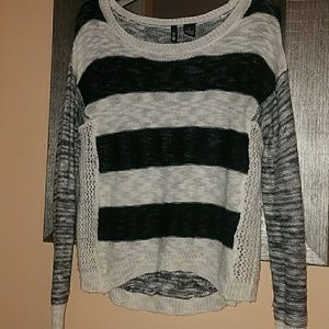 Black&white sweater